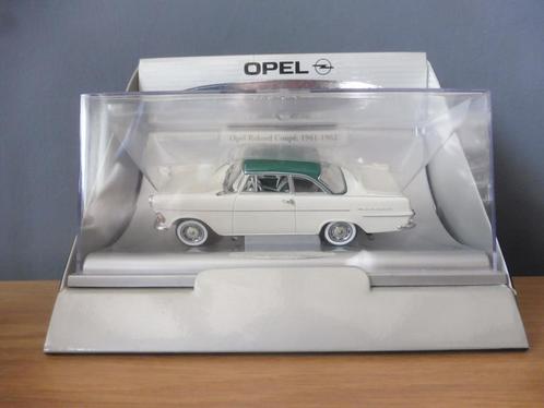 1:43 Schuco Opel Car Collection Rekord Coupe 1961-1962, Hobby & Loisirs créatifs, Voitures miniatures | 1:43, Comme neuf, Voiture