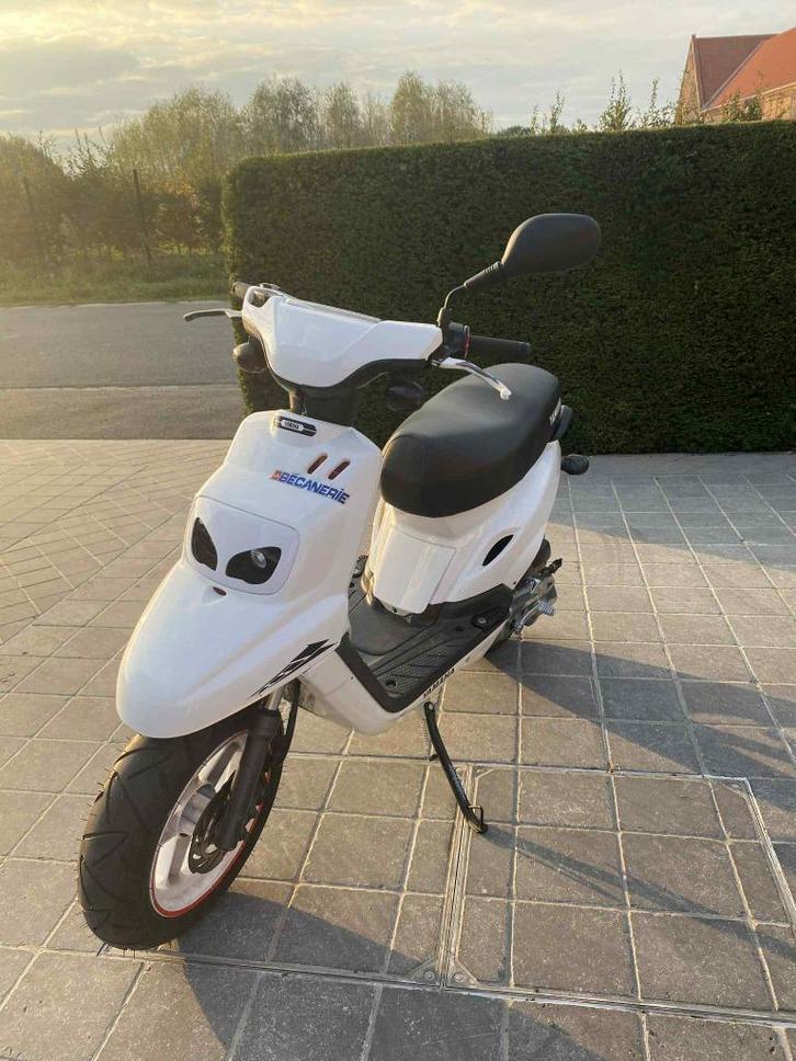 MBK Booster 50 cc scooter uit 2010 — Geen kosten te verwacht, Fietsen en Brommers, Brommeronderdelen | Scooters, Gebruikt, Yamaha