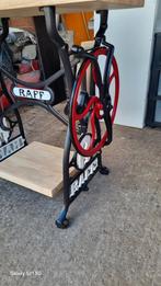 Table d'appoint, Antiquités & Art, Enlèvement