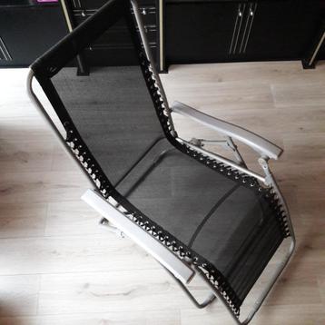 Chaise longue et transat de camping-jardin-terrasse, 30€