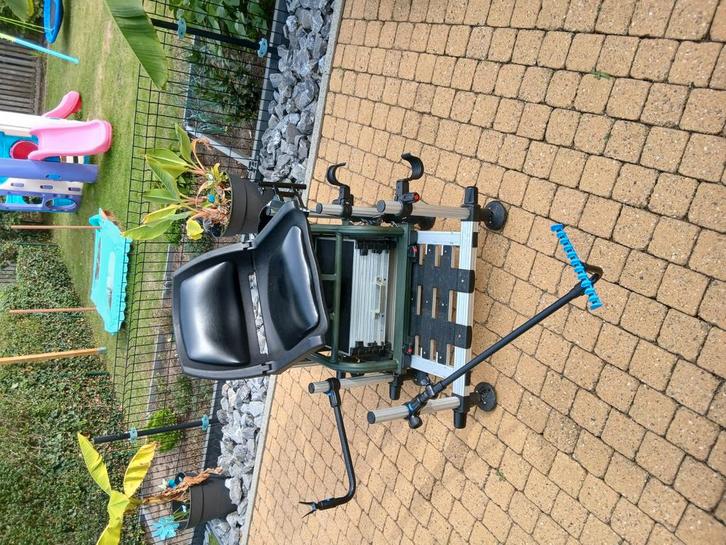 Complete feederset, Watersport en Boten, Hengelsport | Algemeen, Zo goed als nieuw, Molen, Ophalen