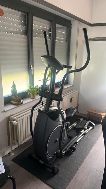 Crosstrainer nieuwstaat beschikbaar voor biedingen