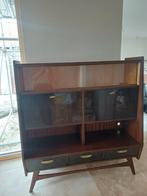 Retro kast, Ophalen
