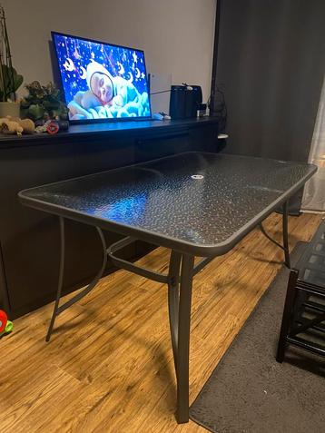 Tafel glazen New  beschikbaar voor biedingen