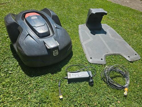 Robot tondeuse Husqvarna 420, Tuin en Terras, Robotmaaiers, Zo goed als nieuw, Ophalen