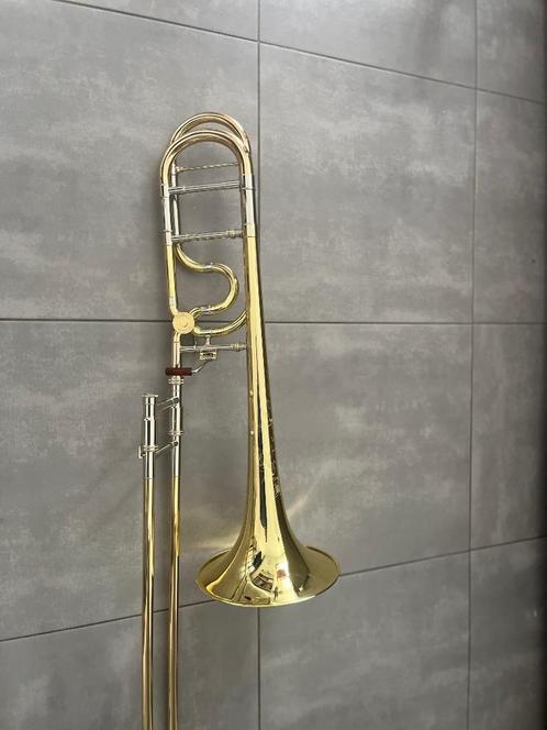 Trombone Shires Q Alessi, Muziek en Instrumenten, Blaasinstrumenten | Trombones, Nieuw, Tenor, Met koffer, Ophalen of Verzenden