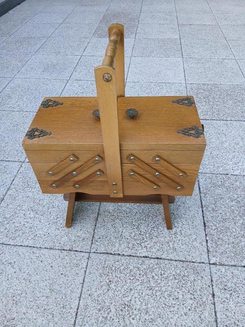 Naaikastje (vintage), Antiek en Kunst, Antiek | Meubels | Kasten, Ophalen
