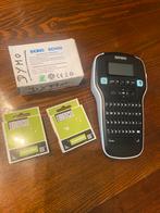 PERFORATEUR LEITX + DYMO+ 2 BOÎTE RUBAN, Computers en Software, Labelprinters, Ophalen, Zo goed als nieuw, Tape-label, DYMO