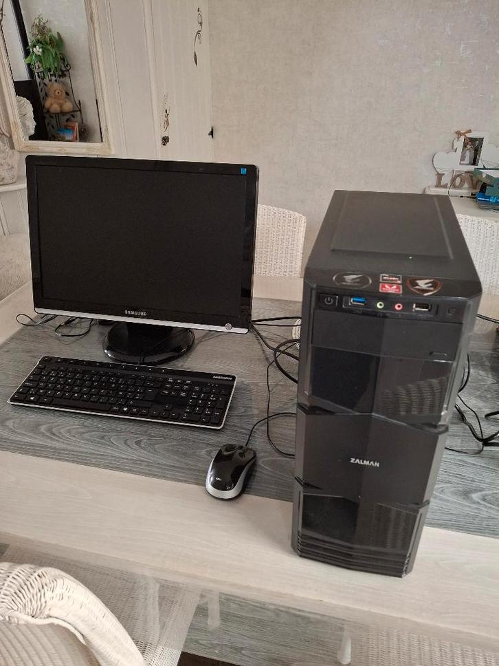 PC BUREAUTIQUE, Computers en Software, Desktop Pc's, Zo goed als nieuw, 2 tot 3 Ghz, HDD, SSD, 8 GB, Ophalen