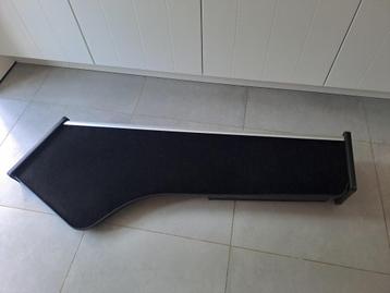 Tafel voor in vrachtwagen beschikbaar voor biedingen