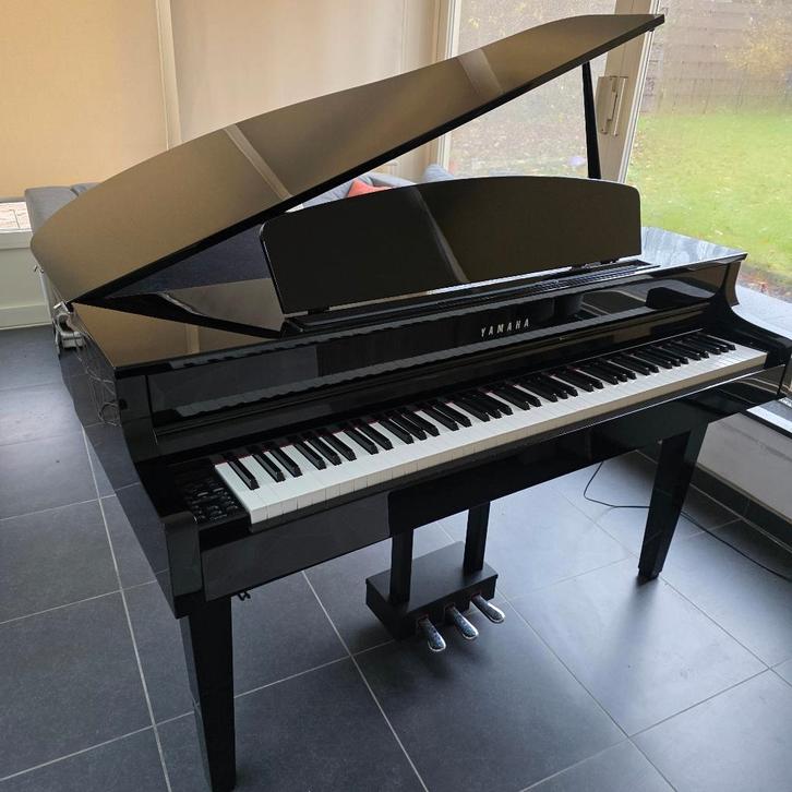 Yamaha Digital Grand Piano CLP, Muziek en Instrumenten, Piano's, Gebruikt, Piano, Zwart, Hoogglans, Ophalen