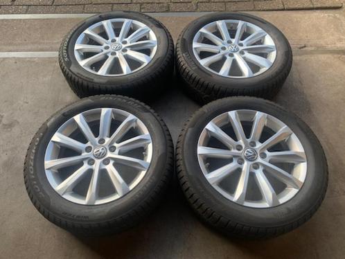 ZGAN VW PASSAT T-ROC LONDON VELGEN + WINTERBANDEN 215 55 R17, Auto diversen, Tuning en Styling, Ophalen of Verzenden