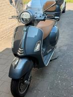 Vespa GTS 125cc 1500 Km, Fietsen en Brommers, Ophalen, Zo goed als nieuw