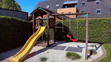 Speeltoestel jungle gym met extra’s beschikbaar voor biedingen