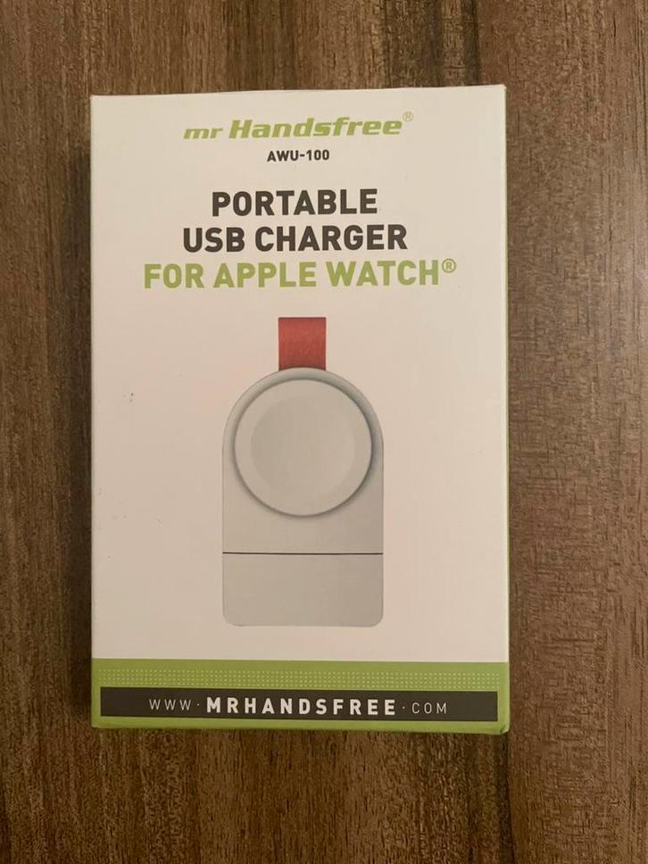 Apple watch usb c oplader - sleutelhanger formaat 15€, Handtassen en Accessoires, Smartwatches, Nieuw, iOS, Wit, Ophalen