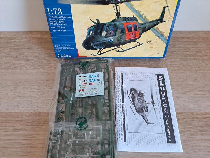 Revell 04444 - Bell UH-1D Luftwaffe/Heer (1/72), Hobby & Loisirs créatifs, Modélisme | Avions & Hélicoptères, Neuf, Hélicoptère