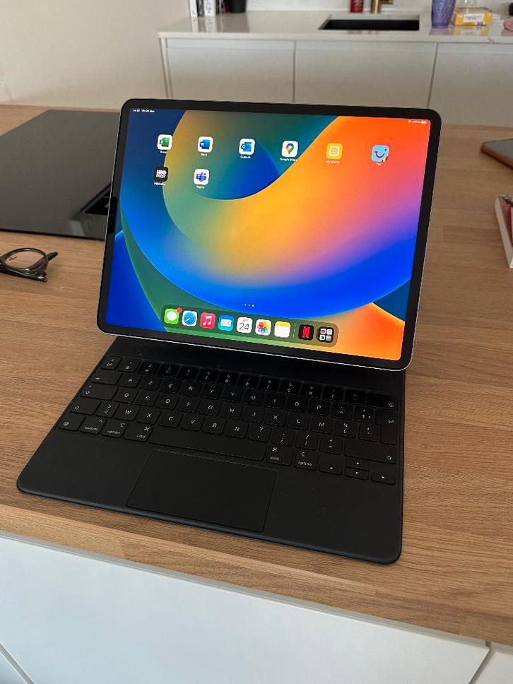 Apple iPad Pro 12.9”  Magic Keyboard , zo goed als nieuw !, Computers en Software, Apple iPads, Zo goed als nieuw, Apple iPad
