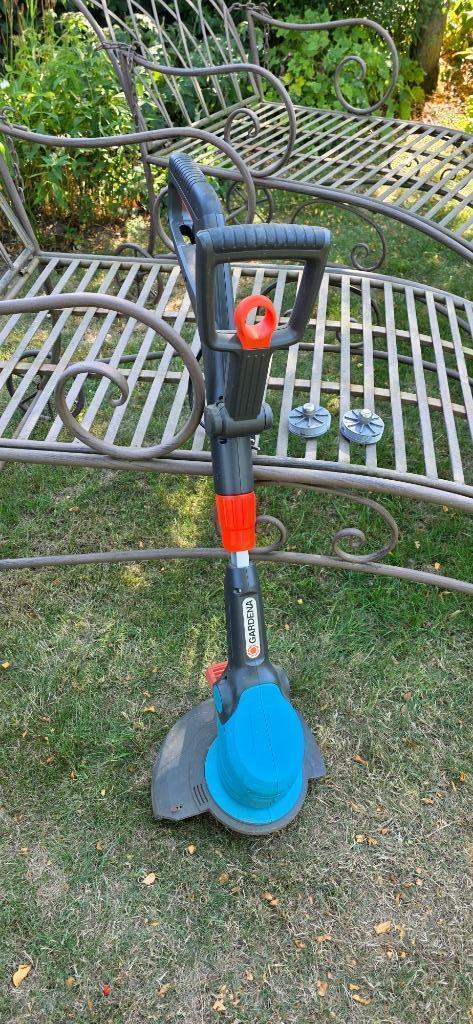 Grastrimmer / kantmaaier met 2 extra spoelen - Gardena, Tuin en Terras, Grastrimmers, Gebruikt, Elektrisch, Minder dan 10 cm, Ophalen