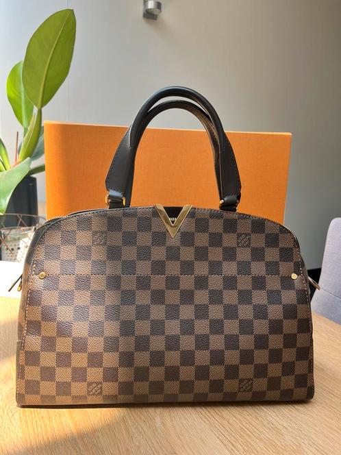 Luis Vuitton handtas, Handtassen en Accessoires, Tassen | Damestassen, Zo goed als nieuw, Handtas, Ophalen