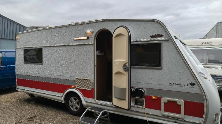Kabe Smaragd 560GLE 2011b.j MEGA COMPLEET!!!, Caravans en Kamperen, Caravans, Particulier, tot en met 4, 1250 - 1500 kg, Overige
