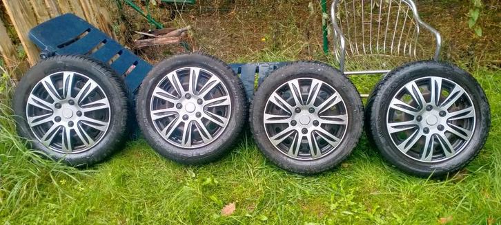 Kit jantes pneus 4 saisons 16" BF goodrich (Vw Caddy maxi), Auto-onderdelen, Banden en Velgen, Band(en), All Season, 16 inch, Personenwagen