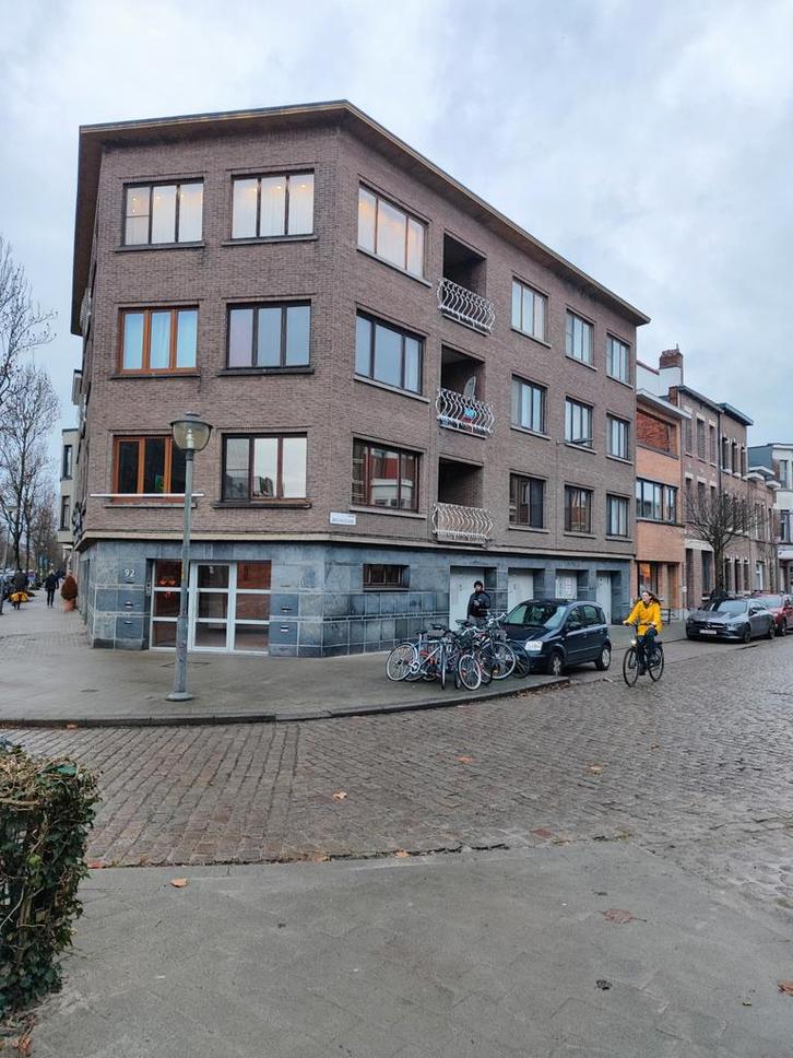 Op te frissen appartement met 3 slk terras en garage box, Immo, Appartementen en Studio's te huur