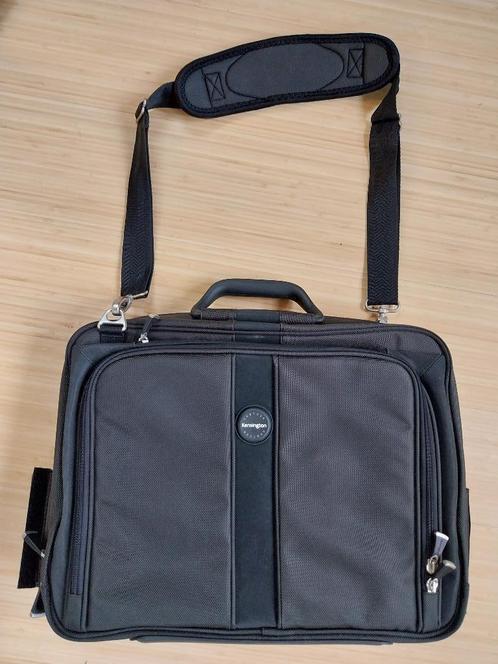 Sac pour ordinateur portable 17" Kensington Contour, Informatique & Logiciels, Sacoches d'ordinateur portable, Utilisé, Sac à bandoulière