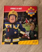 Sam le pompier - bivouac en foret, Enlèvement ou Envoi, Comme neuf, Hachette Jeunesse, 3 à 4 ans