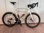 Trek Madone SLR 7 gen 8 shimano Di2 NIEUW, Fietsen en Brommers, Fietsen | Racefietsen, Carbon, Heren, Nieuw, 57 tot 61 cm