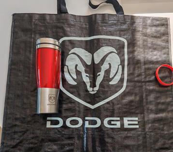 DODGE MUG Thermos sac goodies  beschikbaar voor biedingen