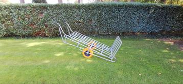 Ramenwagen platte kar  stootkar gegalvaniseerd volle wielen  beschikbaar voor biedingen