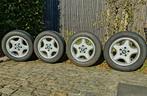Très bons pneus 225/55-16 originales BMW, Auto-onderdelen, Banden en Velgen, Ophalen, Gebruikt, 16 inch, Banden en Velgen