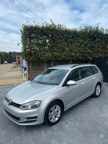 Volkswagen golf stationwagen benzine beschikbaar voor biedingen