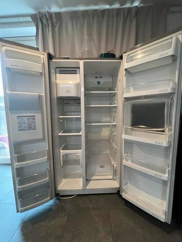 Amerikaanse koelkast met ijskast LG (MOET DRINGEND WEG!) 