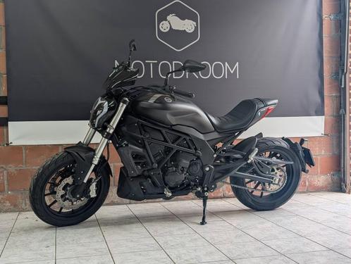 Benelli 502C, Motoren, Motoren | Benelli, Bedrijf, Naked bike, 12 t/m 35 kW, 2 cilinders, Ophalen