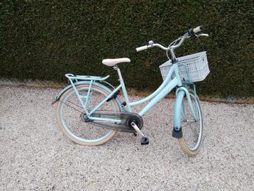 Licht-blauwe meisjesfiets van Batavus beschikbaar voor biedingen
