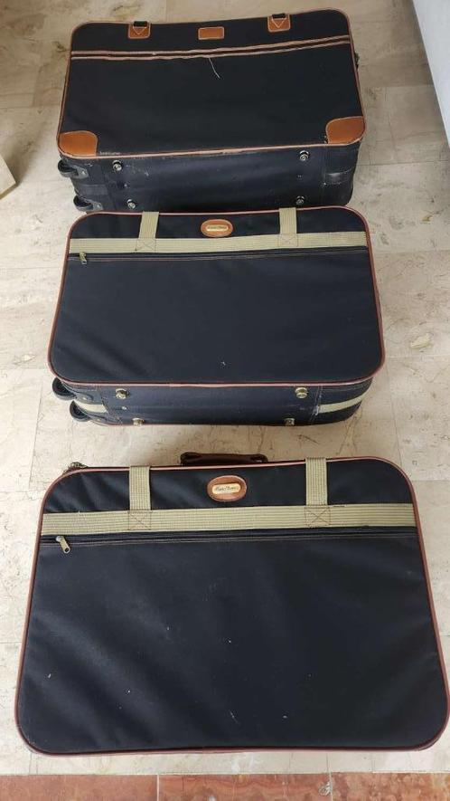 3 valises de voyage en tissu en parfait état; 10 EUR/valise, Bijoux, Sacs & Beauté, Sacs | Sacs de voyage & Petits Sacs de voyage