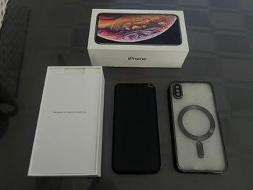 Iphone XS – 64 GB  (met barsten en gebruikssporen) beschikbaar voor biedingen
