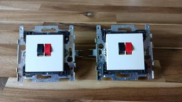 Niko audio stopcontact - 2 stuks beschikbaar voor biedingen