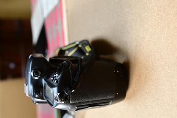 nikon D2X beschikbaar voor biedingen