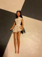 Poupée Barbie vintage Walt Disney Pocahontas Mattel des anné, Comme neuf, Enlèvement ou Envoi, Poupée