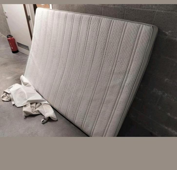 Matelas Bultex 140x200, Maison & Meubles, Chambre à coucher | Matelas & Sommiers, Matelas, Enlèvement