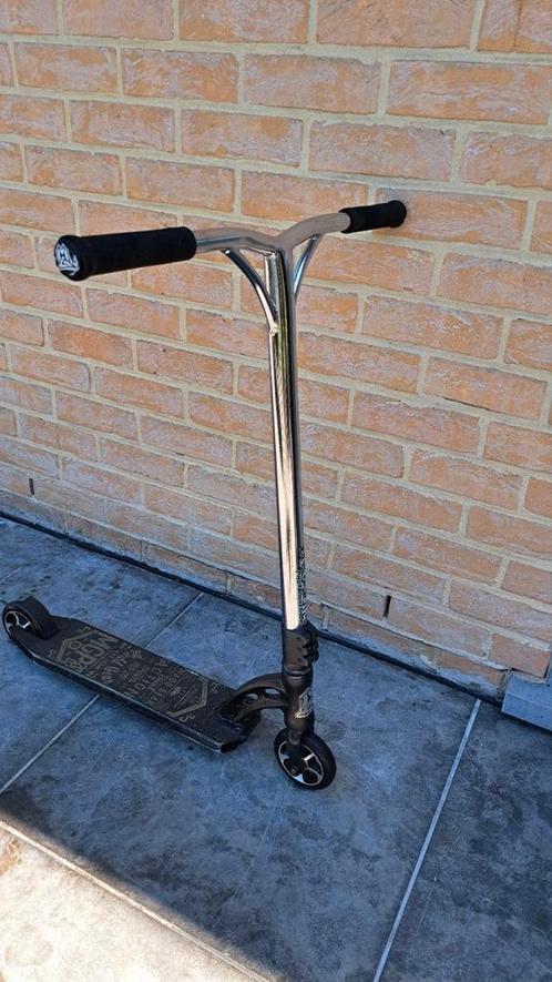 Madd Gear Pro (MGP) MFX RZ-18 Pro Stuntstep, Fietsen en Brommers, Steps, Gebruikt, Ophalen