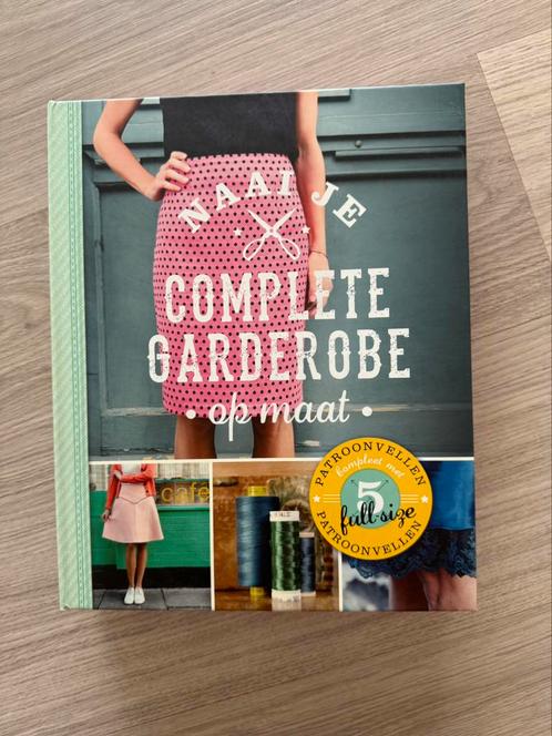 Tessa Evelegh - Naai je complete garderobe op maat, Boeken, Hobby en Vrije tijd, Zo goed als nieuw, Ophalen of Verzenden