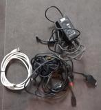 des câbles -> 3€, Informatique & Logiciels, Pc & Câble réseau, Enlèvement, Comme neuf