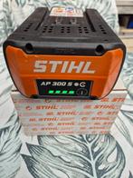 Stihl AP 300s bluetooth  accu, Tuin en Terras, Hand-tuingereedschap, Ophalen of Verzenden, Zo goed als nieuw, Stihl