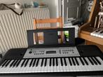 Piano a venir chercher main propre, Musique & Instruments, Claviers, Enlèvement, Comme neuf