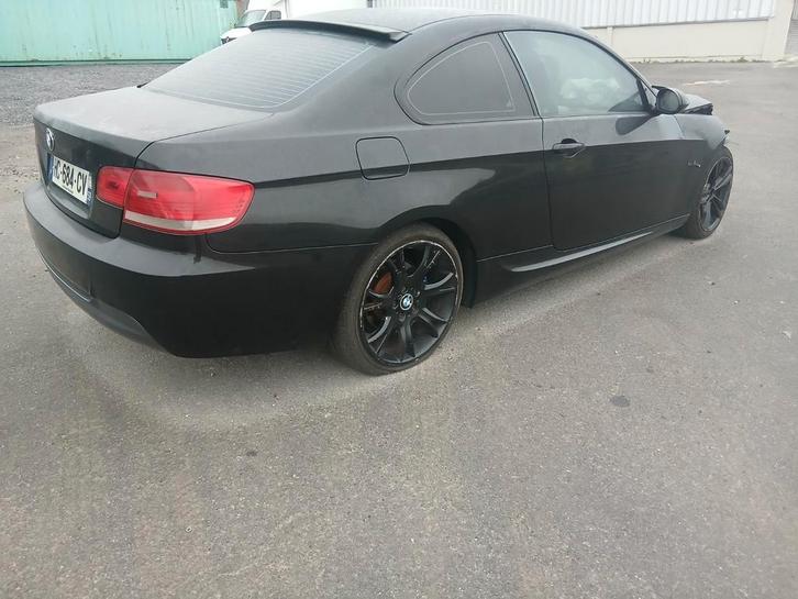 Bmw serie 320d e92 pack M en pièces détachées uniquement, Autos : Pièces & Accessoires, Autres pièces automobiles, BMW, Enlèvement ou Envoi