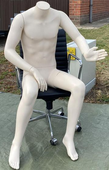 mannequin kleding pop man beschikbaar voor biedingen