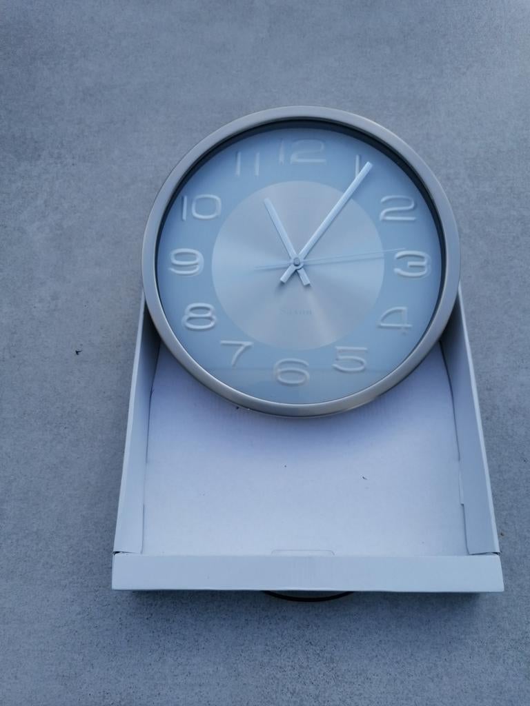 Hangklok grijs, Ophalen